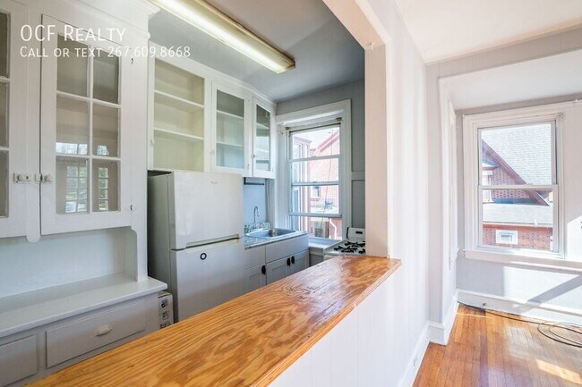 Foto del edificio - 2115 N 63rd St