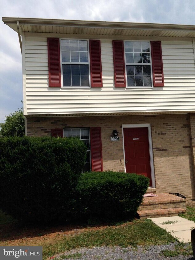 2916 Packer St, Winchester, VA 22601 Townhome Rentals in Winchester VA