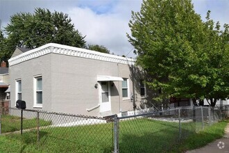 Building Photo - 6531 Mitchell Ave