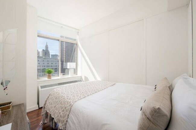 Foto del edificio - 2 bedroom in NEW YORK NY 10038