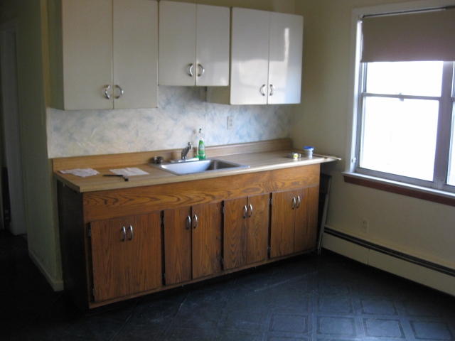  - 139 W 54th St