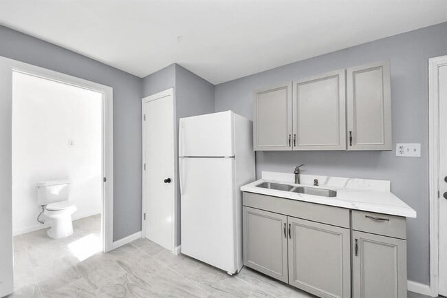 Building Photo - 5103 Karu Dr