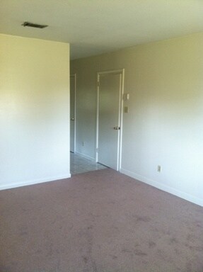 Building Photo - 191 Rose Marie Ln SW