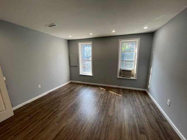 Foto del edificio - "Spacious 5-Bedroom Haven in Harrisburg – ...