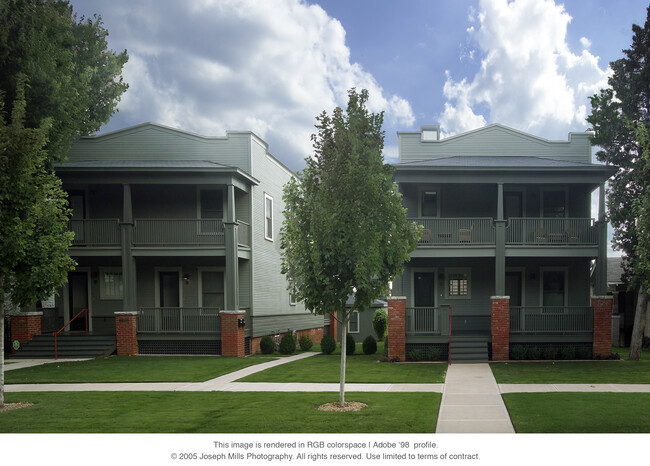 Front (left Unit) - 810 NW 7th St