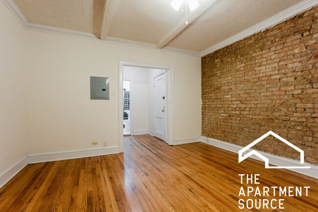 Foto del edificio - 936 W Oakdale Ave