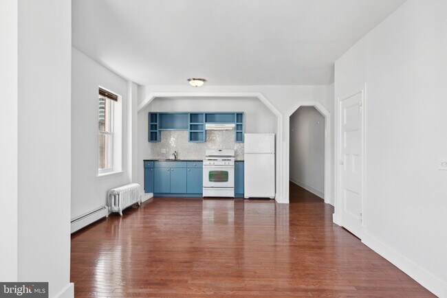 Building Photo - 2029 Spring Garden St