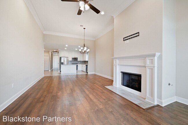 Foto del edificio - 4 br, 2 bath House - 2612 Cresthaven Ave