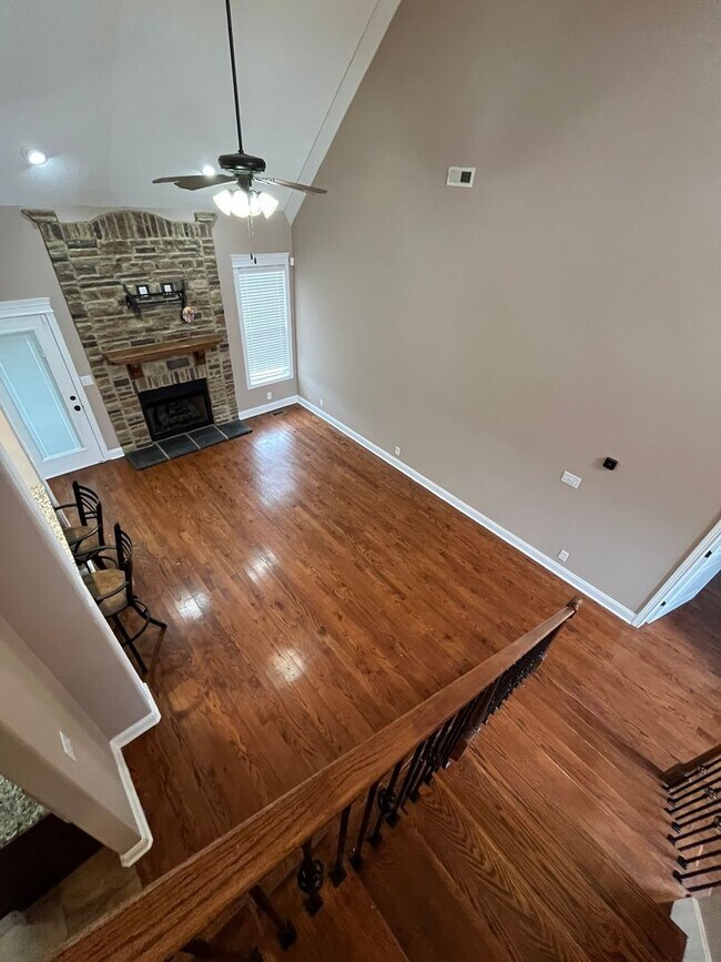 Foto del edificio - Large Executive Home off Exit 8 in Farming...