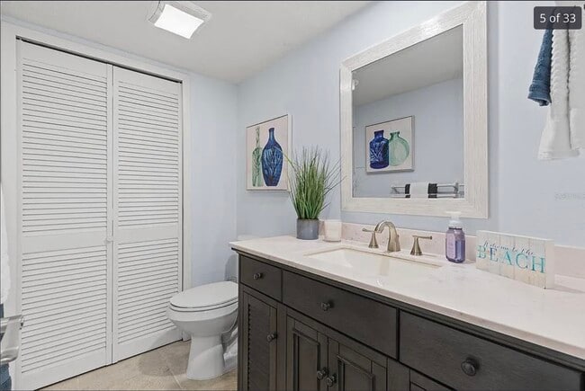 Building Photo - 3808 Saxon Dr