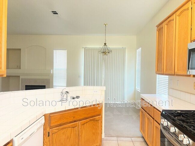 Building Photo - 480 Stern Dr