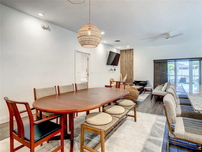 Foto del edificio - 902 8th Ave NW