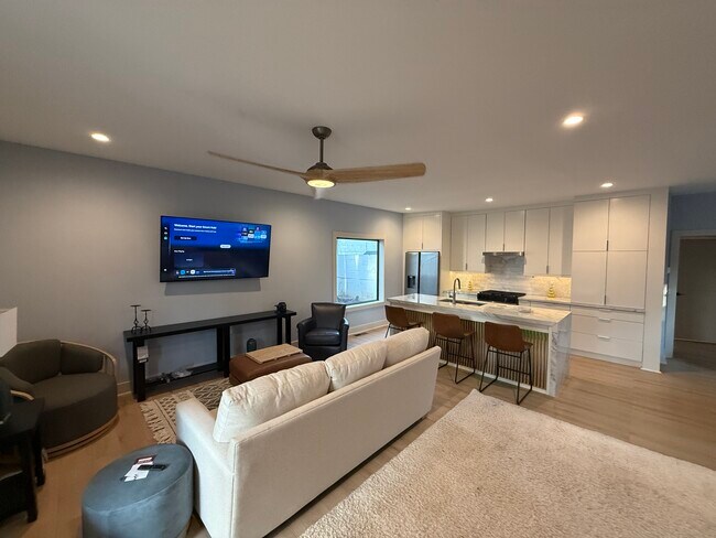 Foto del edificio - 1073 Hemphill Ave NW