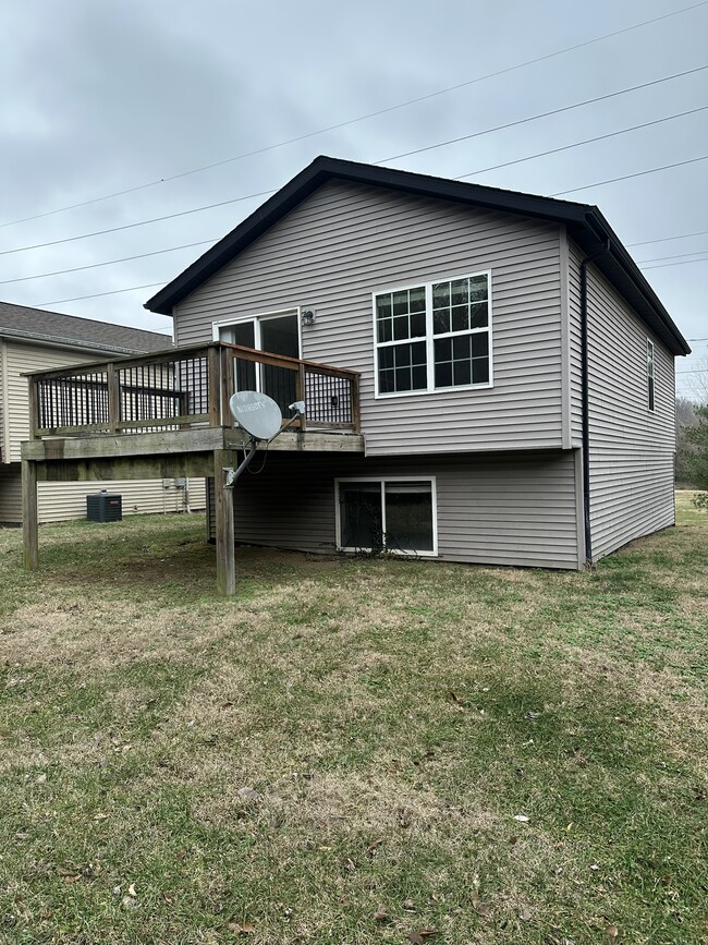 Photo - 805 Black Jack Rd House