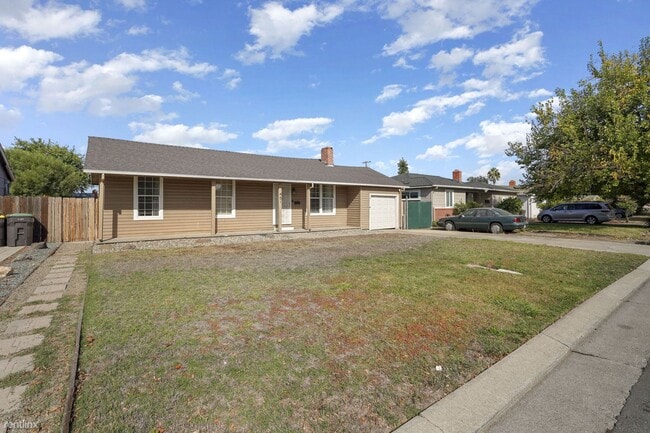 Building Photo - 3 br, 1 bath House - 451 Marengo Avenue