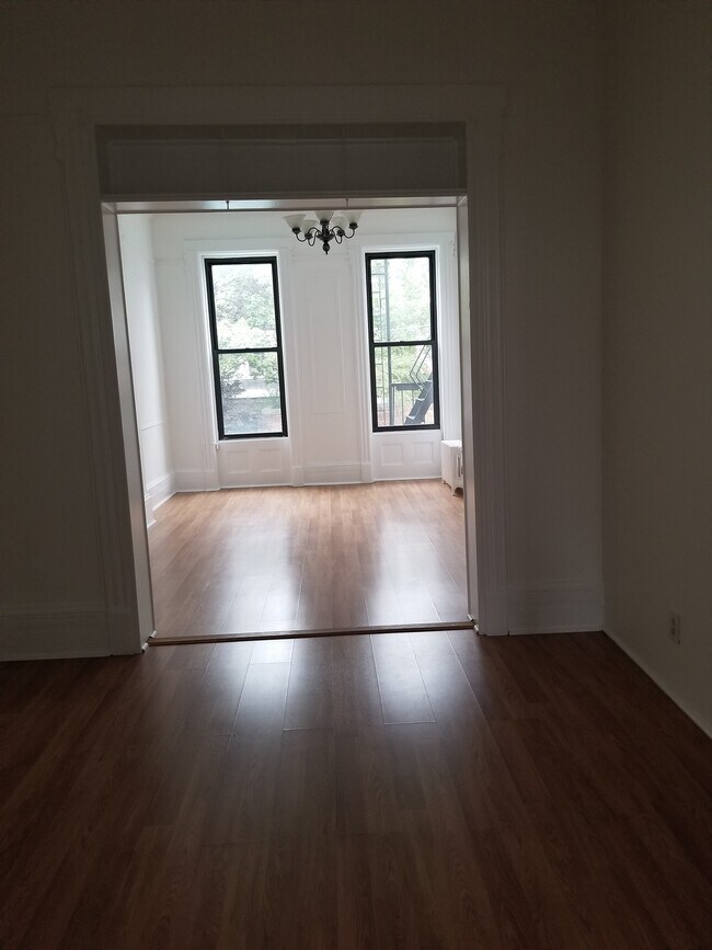 Bedroom - 453 51st St