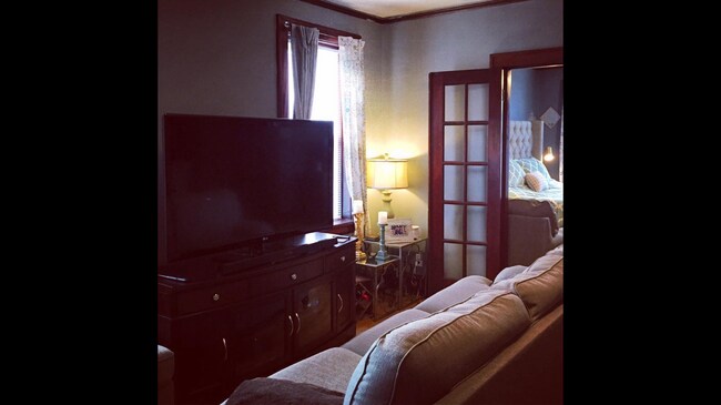 Foto del edificio - 4239 Ellenwood Ave