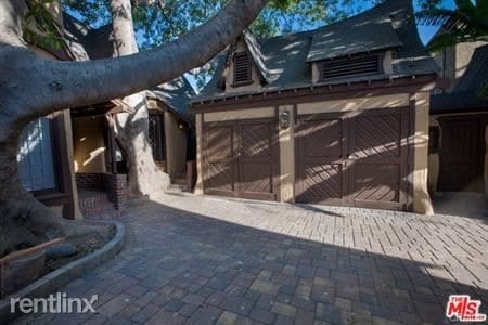 Building Photo - 1328 N Formosa Ave