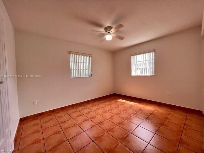 Building Photo - 3 br, 2 bath House - 10371 SW 201st Ter