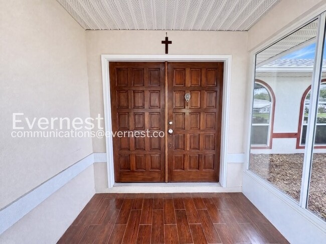 Building Photo - 5609 Rosewall Cir