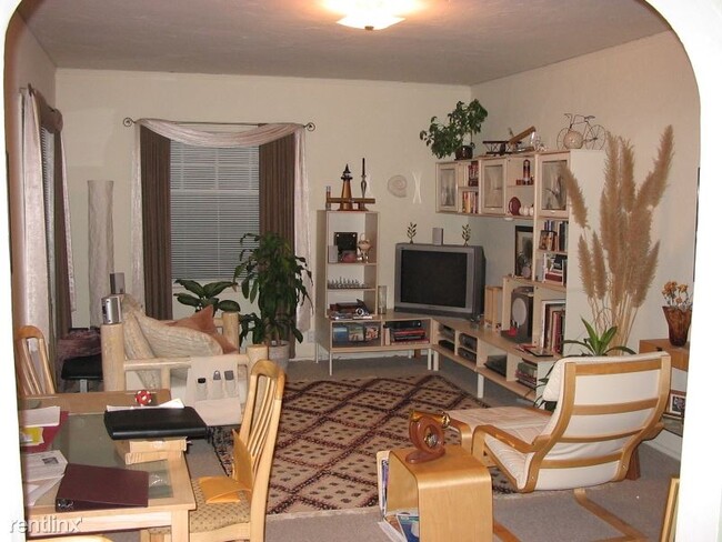 Building Photo - 151 Santa Rosa Ave