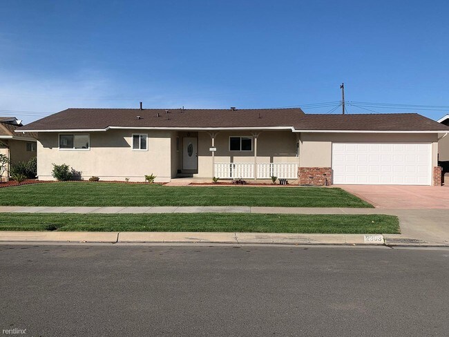 Building Photo - 3 br, 2 bath House - 2303 E Parkside Ave