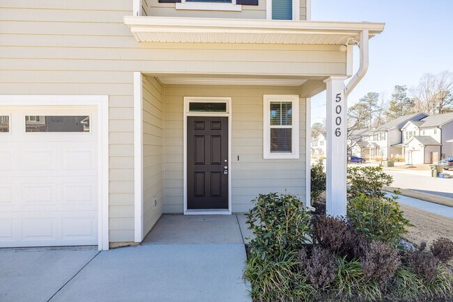 Foto del edificio - 5006 Anna Crk Wy