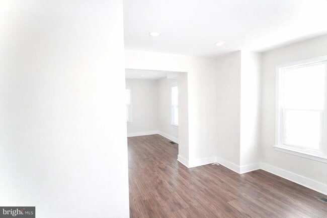 Foto del edificio - 2607 Hamlin St NE