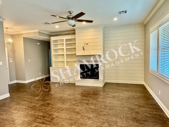 Building Photo - Beautiful 3/2 in Lakeland Meadows!