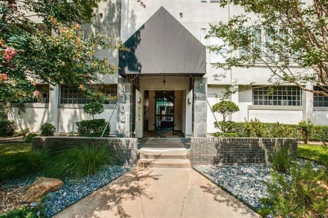 Foto del edificio - 4104 N Hall St