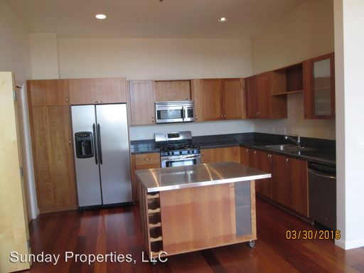 Building Photo - 1375 Olive St