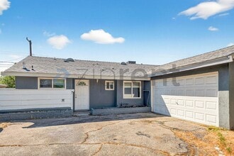Building Photo - 45463 Foxton Ave