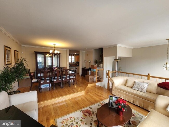 Building Photo - 47706 Bowline Terrace