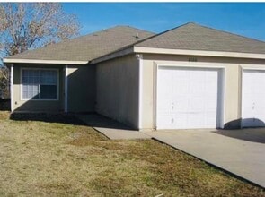 Building Photo - 8124 Marydean Ave