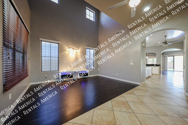 Foto del edificio - 21665 S 215th Pl