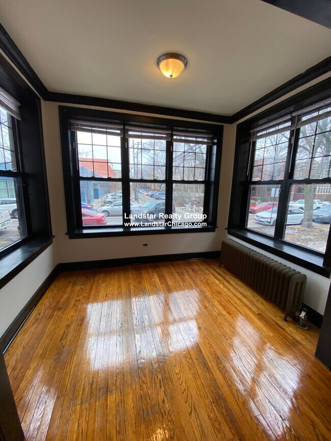 Foto del edificio - 6411 N Lakewood Ave