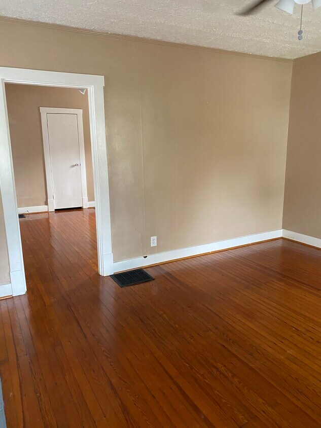 Foto principal - 3504 Herman St
