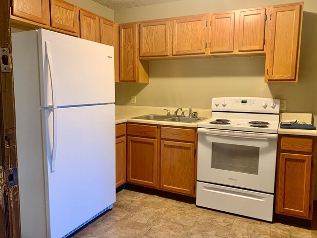 Foto del edificio - 347 E Market St