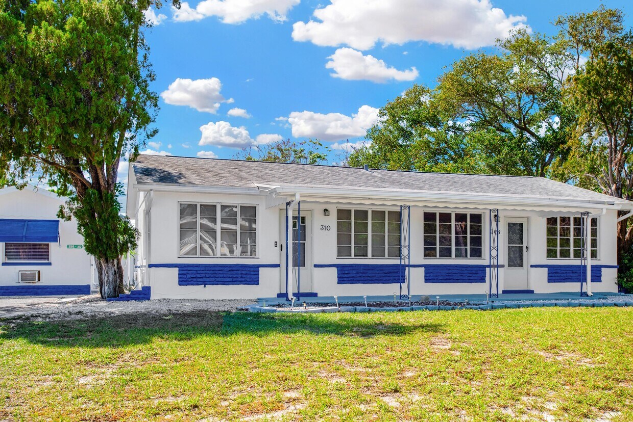 Building Photo - 310 S Mars Ave