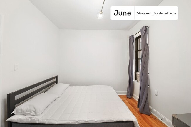 Foto del edificio - Room in Shared 3 bed/1 bath home