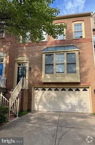 Building Photo - 9 Sterling Ct