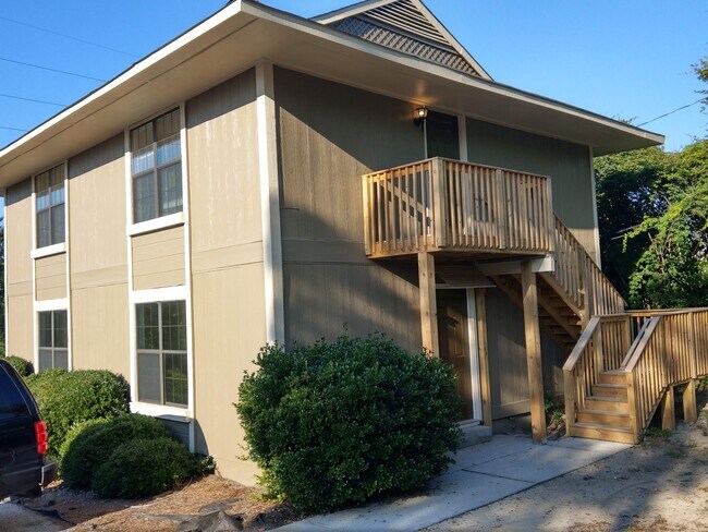 Building Photo - 2339 Walden Dr