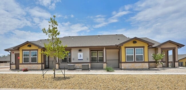Building Photo - Heritage Heights at Big Springs