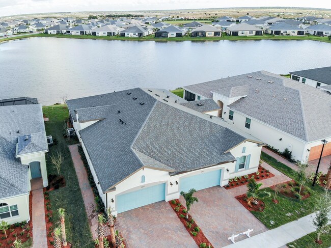 Building Photo - 10857  Winding Lakes Circle