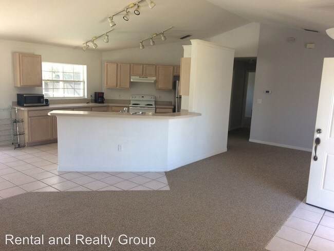 Building Photo - 2937 Evans Dr