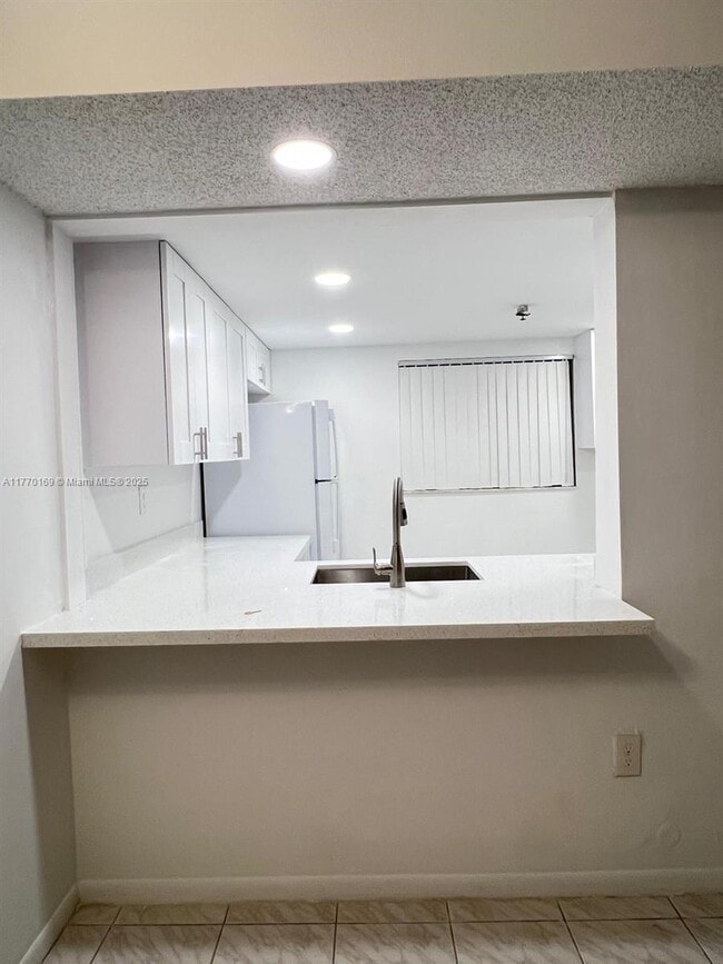 Building Photo - 8760 SW 133rd Avenue Rd