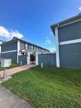 Building Photo - 218 S Tampania Ave