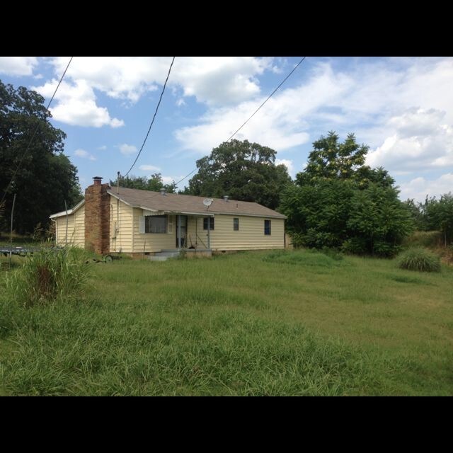 Primary Photo - 2514 Woodpecker Dr