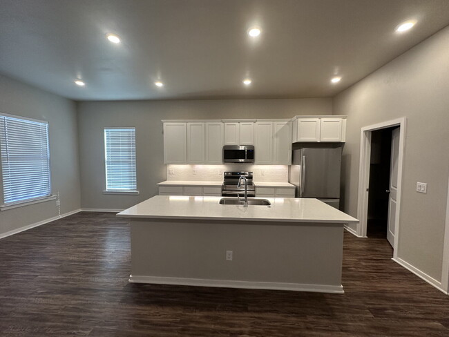 Foto del edificio - 3 Bed 2 Bath in Upland Crossing!