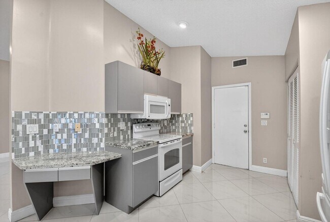 Photo - 7891 Sailing Shores Terrace House